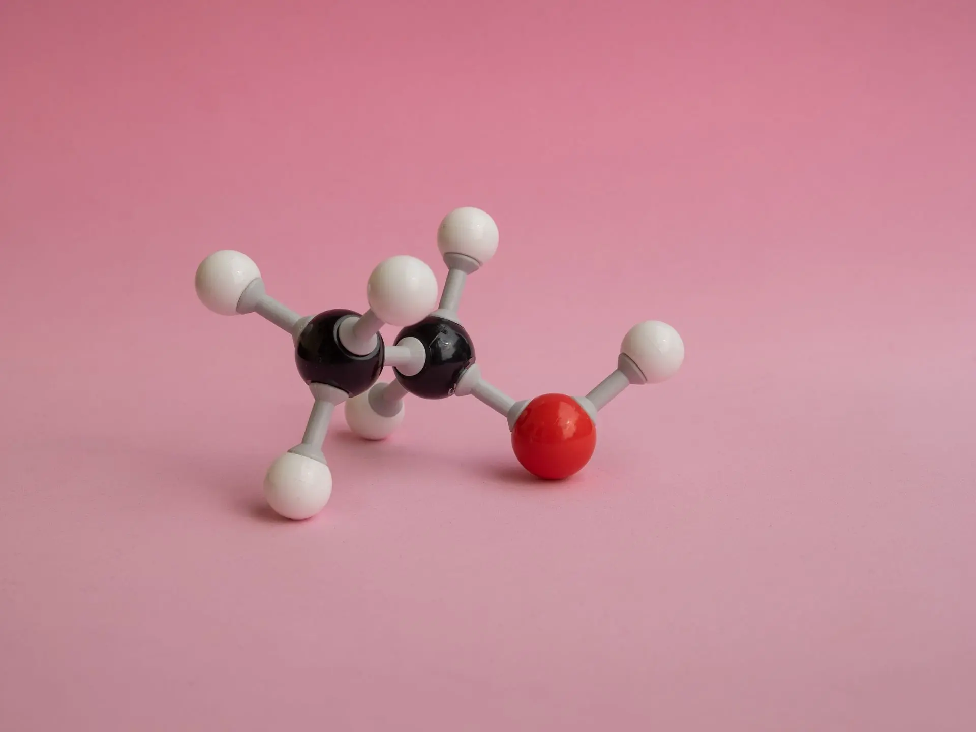3,4-Dideoxyglucosone-3-ene